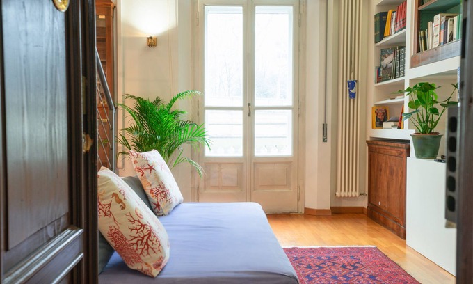 Historic Center Apartment | Indipendenza Loft Apartment in the Downtown of Bologna
