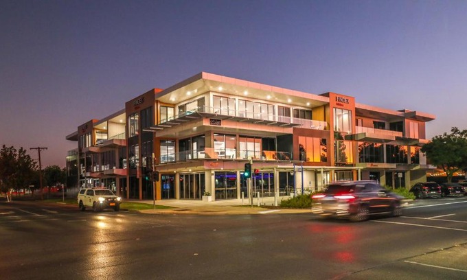 Mildura Central Business District Apartment | Indulge Apartments - City View Penthouses