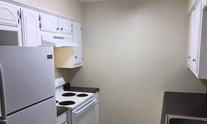 Lawton Apartment | Inflatable unit! Summ