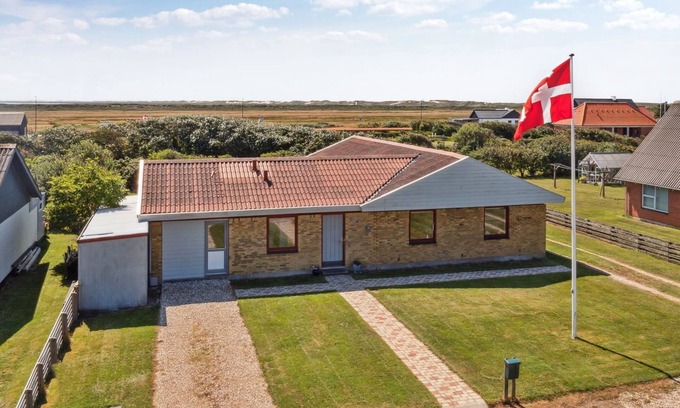 Agger House | "Ingward" - 750m from the sea by Interhome