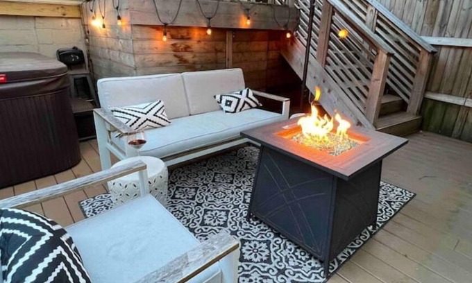 Poncey-Highland House | Inman Park House, walk to restaurants/beltline