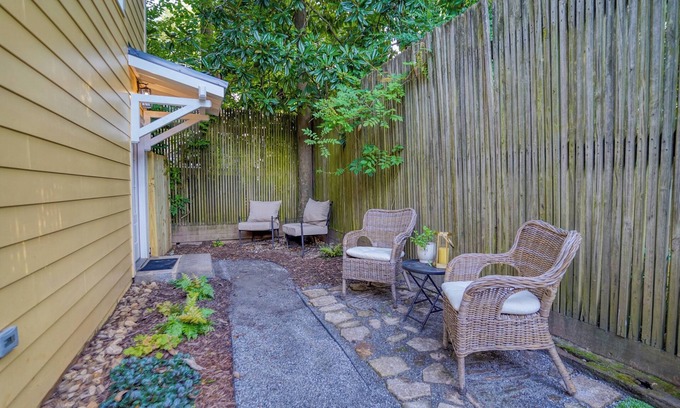 Inman Park Cottage | Inman Park Walkable to Krog Street Market, The Beltline, and Ponce City Market