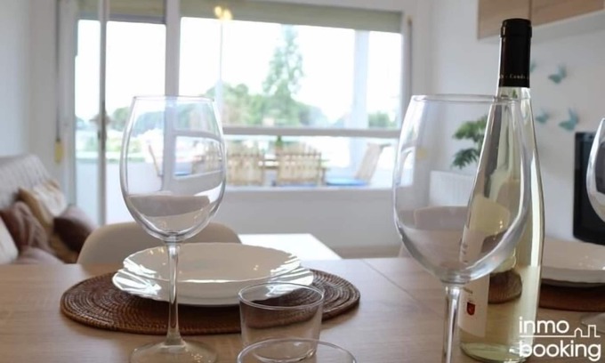 Vilafortuny Apartment | InmoBooking Thaiti Apartments, climatizado y con vistas