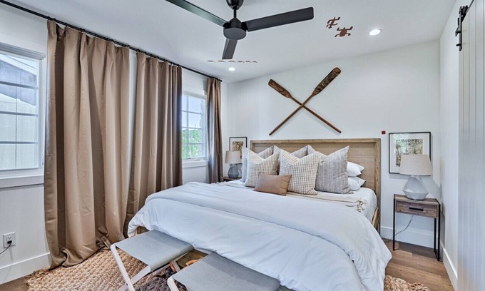 Williams Cabin | Inn History Grand Canyon Cabin 2