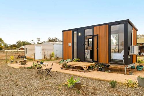 Birdwoodton House | Inspired Tiny Home by Tiny Away
