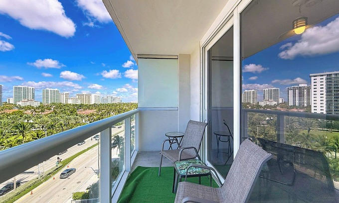 Sunny Isles Beach Apartment | Instaworthy-Prestigious Sunny Isles Beach. Direct beach access from building