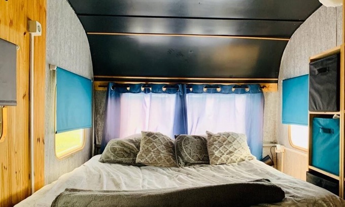 Belin-Beliet House | Into THE Wild : Notre "four à Pain & sa Caravane"
