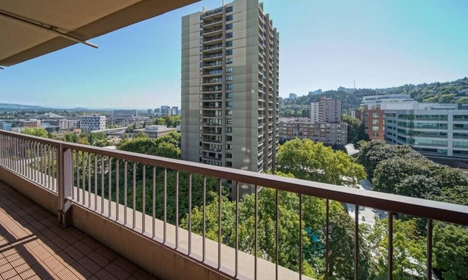 Downtown Portland Condo | #InvestREPM Downtown & Waterfront 5 Blocks to PSU