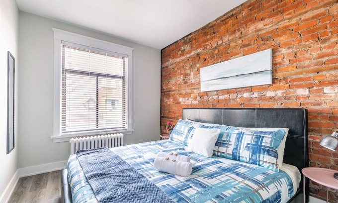 Central Hamilton Apartment | Inviting 1BR Condo—in James North, Hamilton