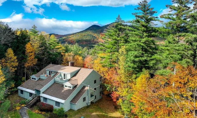 Bartlett Apartment | Inviting Bartlett Condo 1 Mi to Attitash Mountain