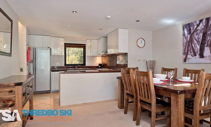 Thredbo Ski Chalet | Ironmongie 2 - Woodridge