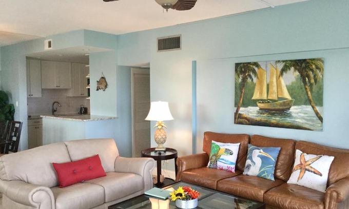 Siesta Key Apartment | Island House Beach Resort 9S