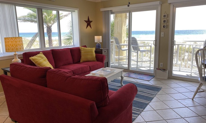 Fort Walton Beach Condo | ISLAND SANDS #201- PANORAMIC VIEWS! 2nd FLOOR END UNIT
