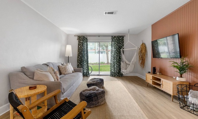 St. Augustine Condo | Island Suite l Walk to Downtown!