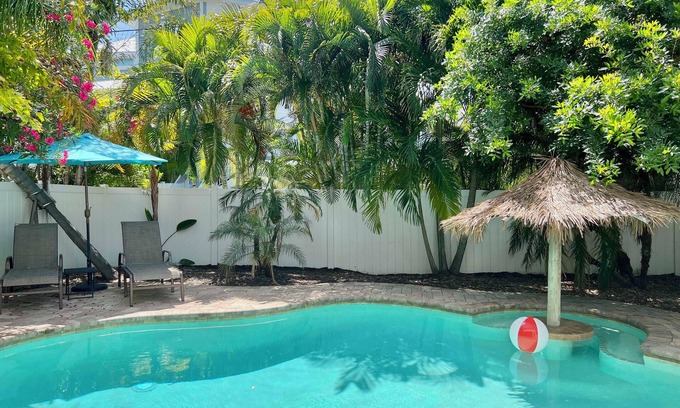 Holmes Beach House | Island Vibe 1