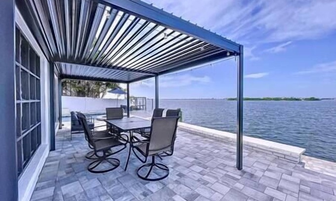 St. Petersburg - Clearwater House | Island View from Waterfront home