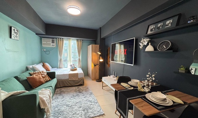 Lahug Condo | IT Park - Avida Towers Riala T1, Netflix, Coffee Machine, Pool Access, 100 Mbps