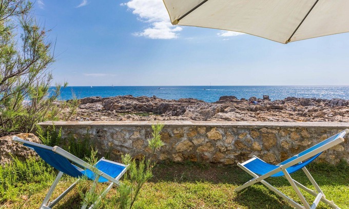 Castiglioncello Apartment | Beautiful apartment for 5 people with patio