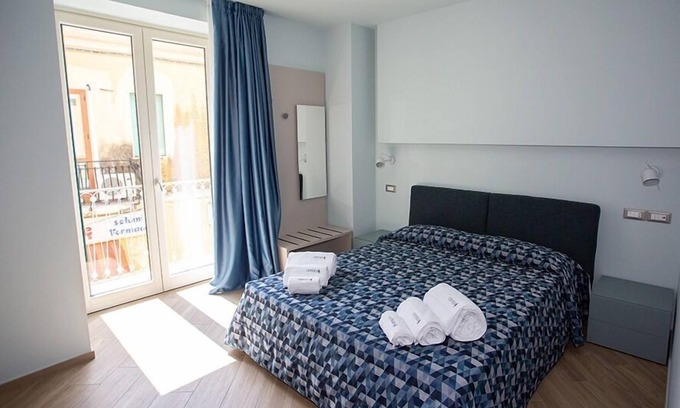 Santa Maria di Castellabate Hotel | CAMERA CIRCE-Double room-Classic-Private Bathroom-Balcony