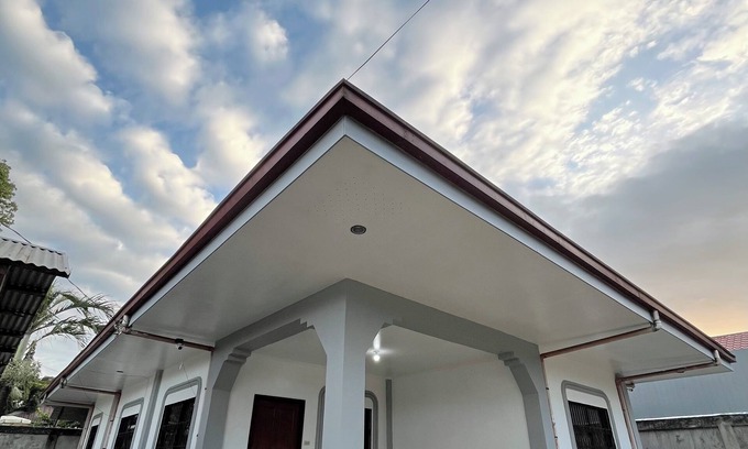 San Pedro House | Ivory Bloom - Spacious 4-BR w/WiFi, AC, Large Space in Puerto Princesa, Palawan