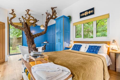 New Forest District House | Ivy Cottage Holiday Cabins