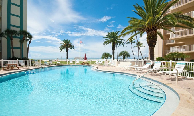 Siesta Key Villa | Jamaica Royale #40 - 3 Heated Pools on the Beach - One Ocean-Side!
