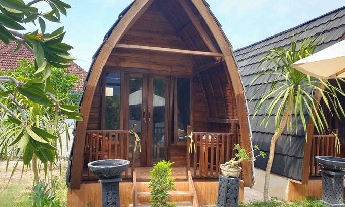 Sampalan Hotel | Jambu Guesthouse