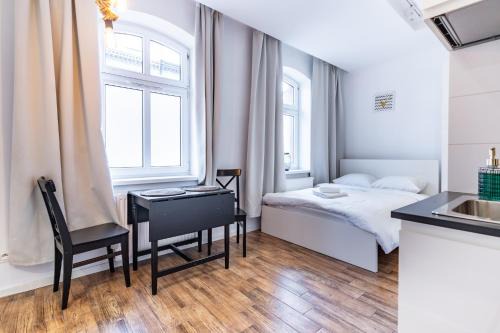 Załeze Apartment | Janasa Comfort Studio by BookingHost