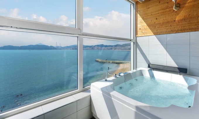Yeosu House | Jangsuri Pension in Yeosu
