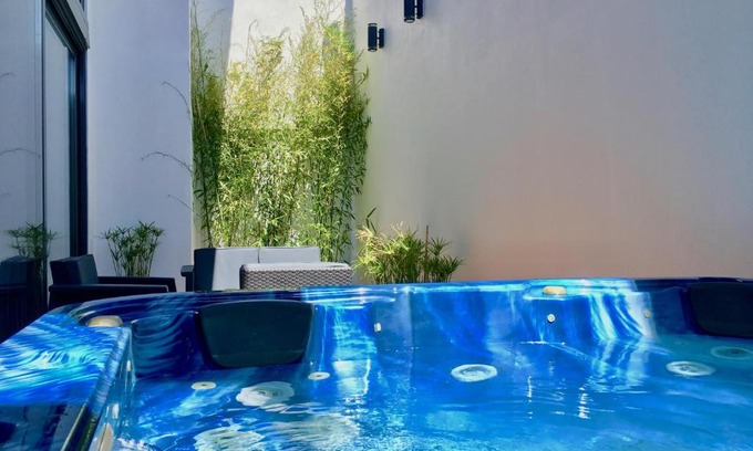 Sao Juliao Villa | Janota Week with Jacuzzi