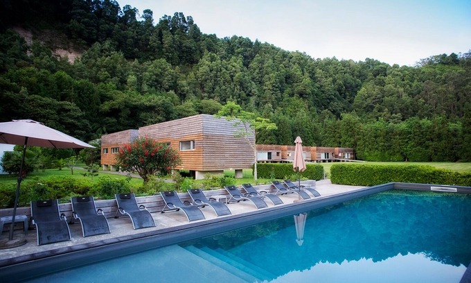 Furnas House | Japanese Cedar Villa