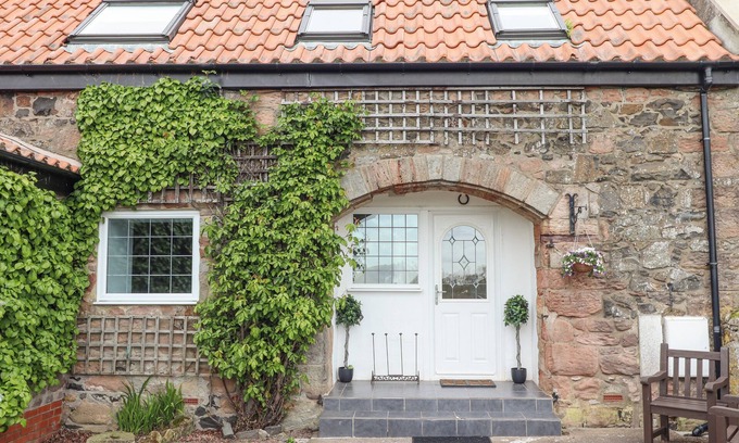 Bamburgh Cottage | JARA, pet friendly, country holiday cottage in Bamburgh