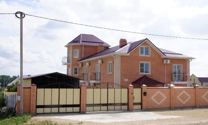 Golubitskaya House | Jardine Guest House