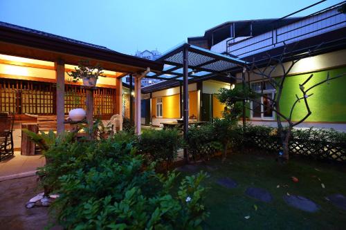Hualien City Centre Bed & Breakfast | Jasmine Orange B&B