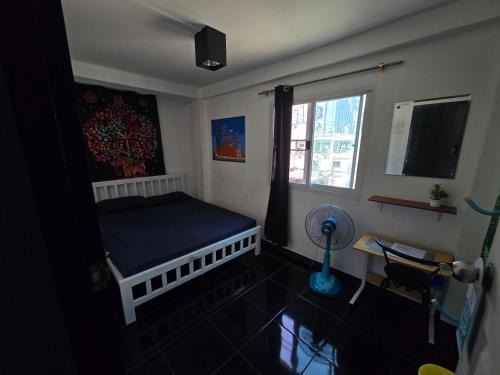 Chom Phon House | Jatujak Bangkok guesthouse R 03-06