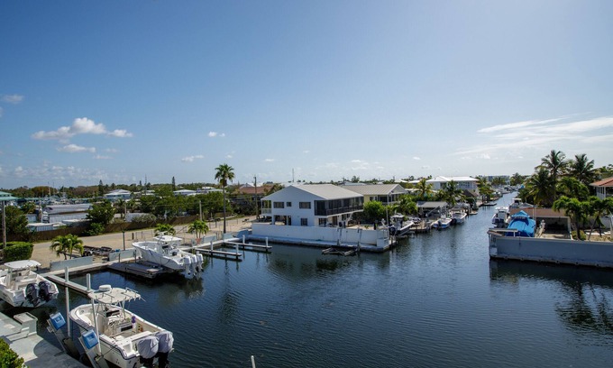 Key Largo Condo | Jaw-dropping Canal View Key Largo Boat Slip, Bay