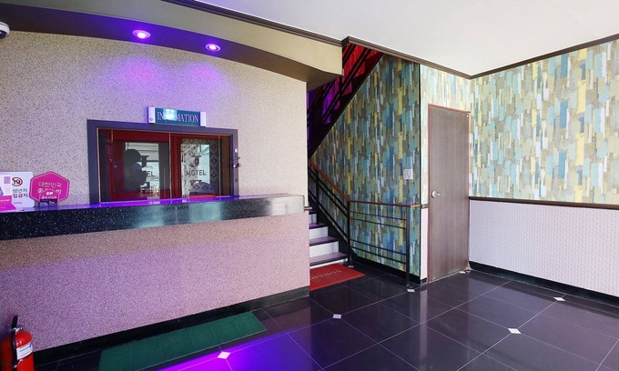 Jecheon Hotel | Jecheon J
