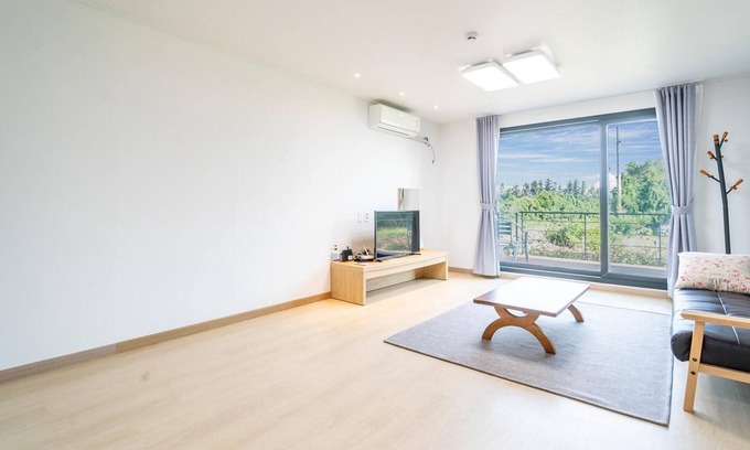 Andeok House | Jeju Chunjane Pension