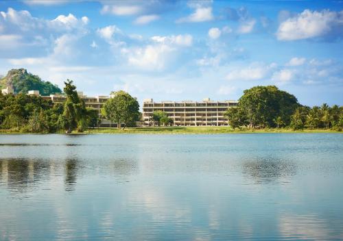 Dambulla Hotel | Jetwing Lake