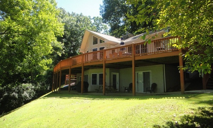 Lake Junaluska House | Jewel of Junaluska- Beautiful views of Lake Junaluska