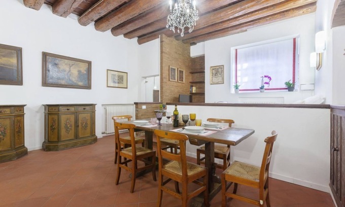 Ferrara Apartment | Jewish Ghetto ZTL Apartment x6!