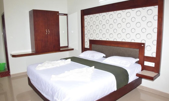 Kodaikanal House | JEYAM PALACE Homestay