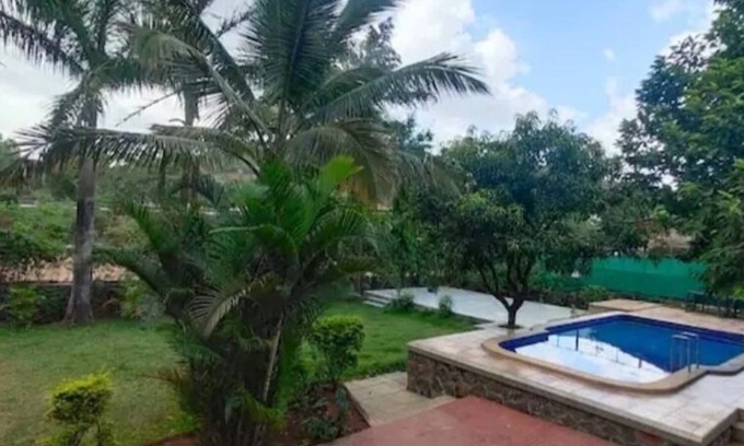 Gurugram House | JHA FARMS IS BEST