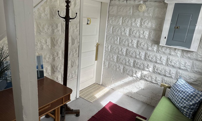 Ludington Apartment | Jimmy's Beach House "D" - Just 1 block from Ludington's city beach.