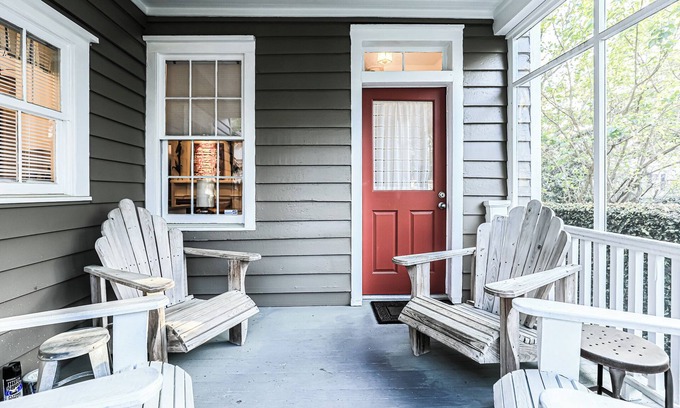 Beach Institute House | Jingle Bells Square House