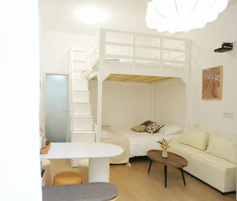 Huaihai Road Commercial Area Apartment | JiuXi