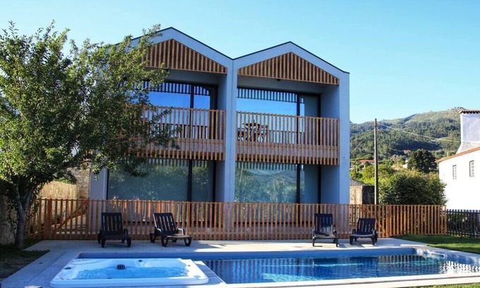 Refoios do Lima House | João Eusébio House 2