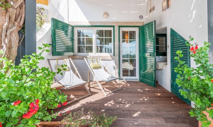 Portinho da Arrabida House | JOIVY Elegant Beach Studio