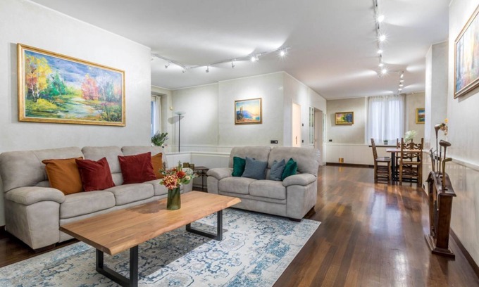 Cernobbio Apartment | JOIVY Superb Apt w/Private Courtyard and Garage in Cernobbio