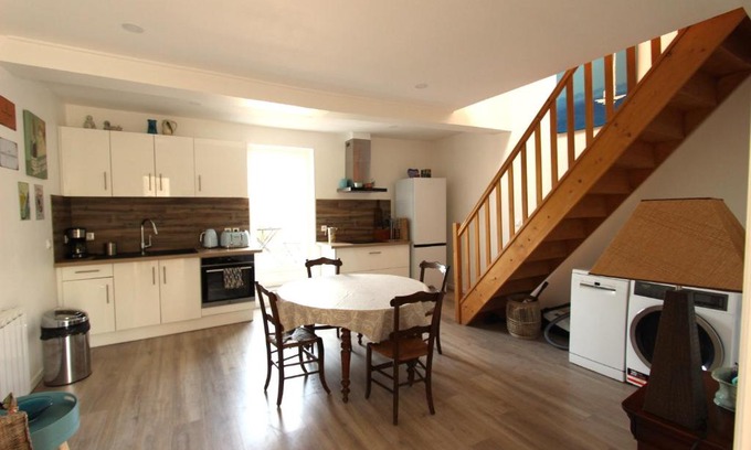 Forcalquier Apartment | Joli appartement avec balcon au coeur de Forcalquier